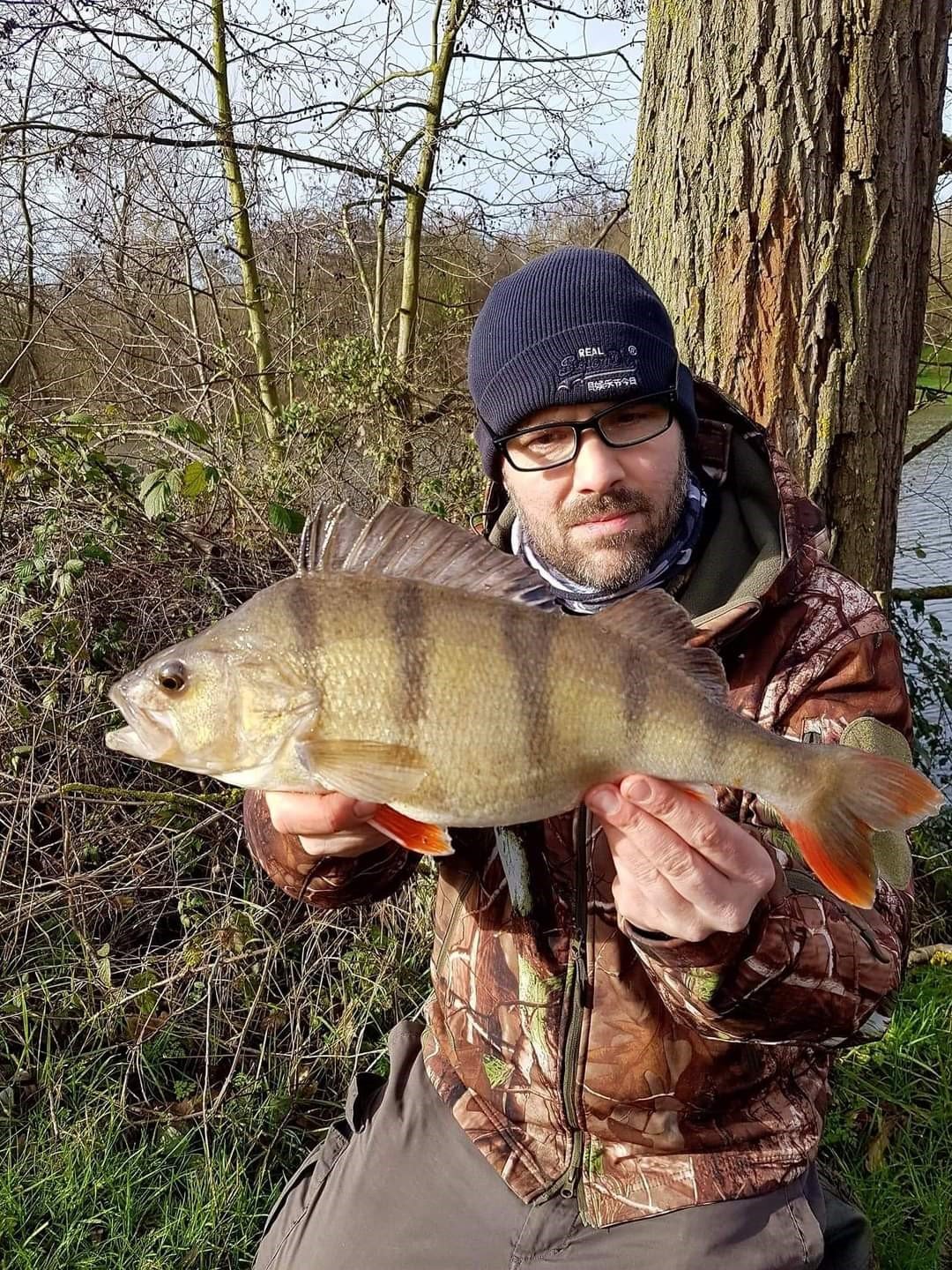 Martin with his 3lb plus Perch from Bucbricks